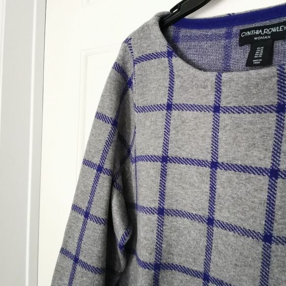 2/$50 Cynthia Rowley sweater size 1X - Picture 2 of 6